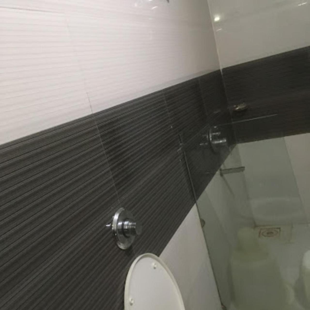 Divya Jyot Residency Bhuj Hotel Bagian luar foto